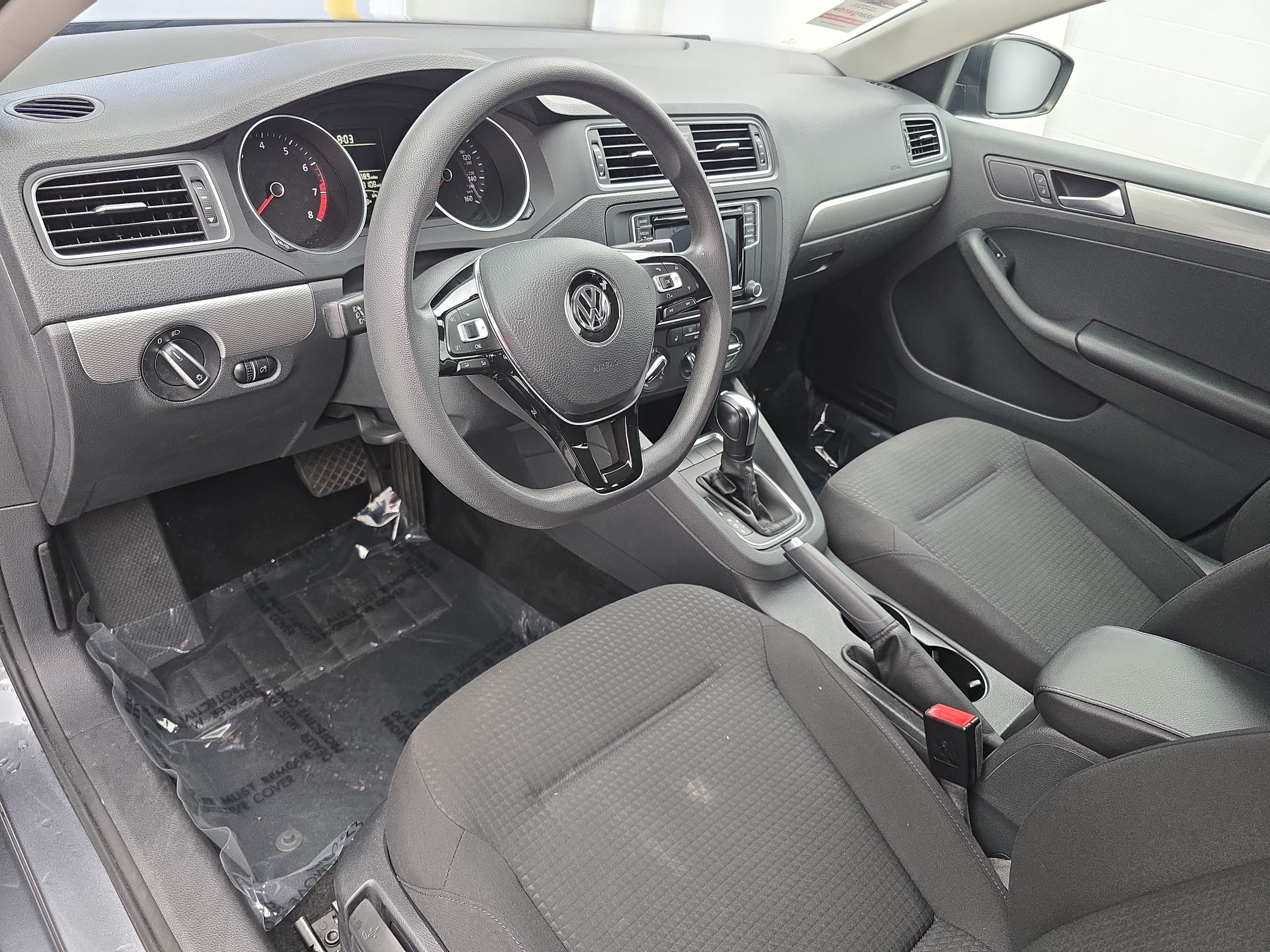 Used 2016 Volkswagen Jetta SE FWD image 15
