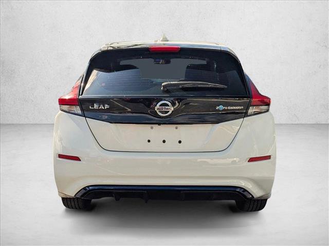 Used 2018 Nissan Leaf S image 7