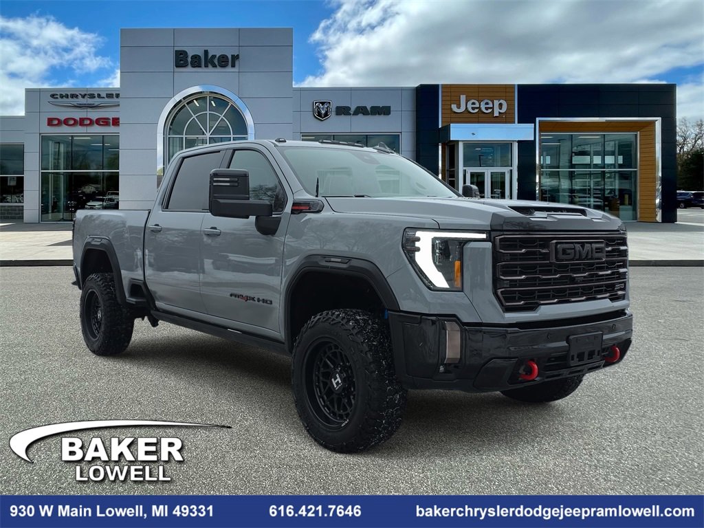 Used 2024 GMC Sierra 2500 AT4X image 1