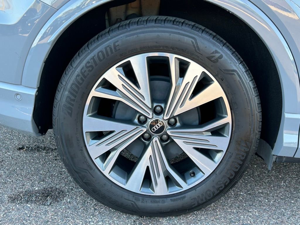 Used 2023 Audi Q4 e-tron Premium Plus w/ Premium Plus image 50