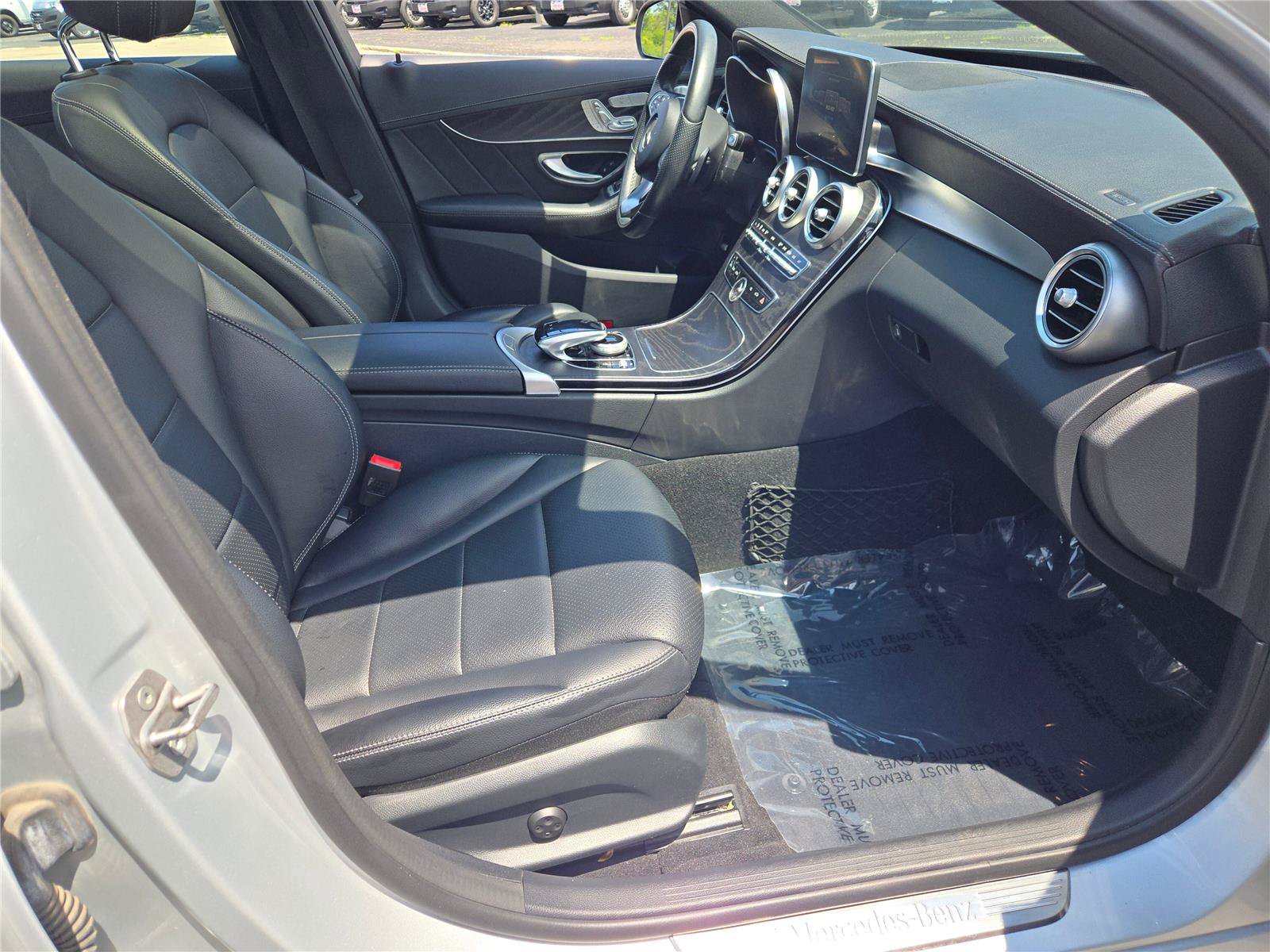 Used 2016 Mercedes-Benz C 300 4MATIC Sedan image 6