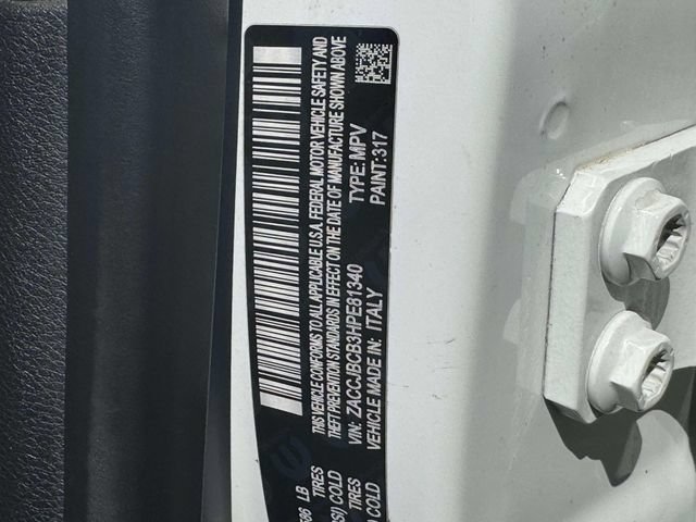 Used 2017 Jeep Renegade Trailhawk AWD/4WD image 22