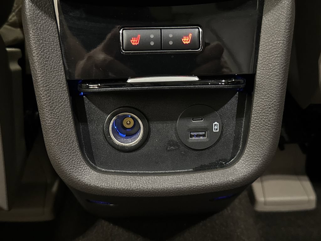 Used 2022 Lincoln Nautilus Reserve FWD image 27