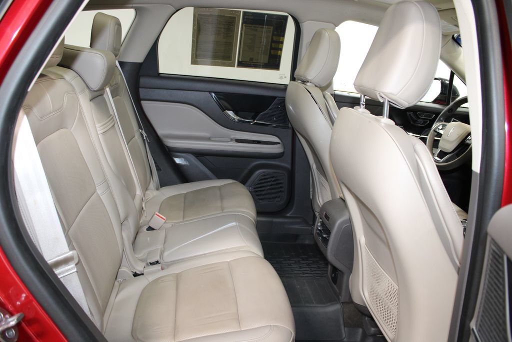 Used 2021 Lincoln Corsair AWD w/ Premium Package image 30