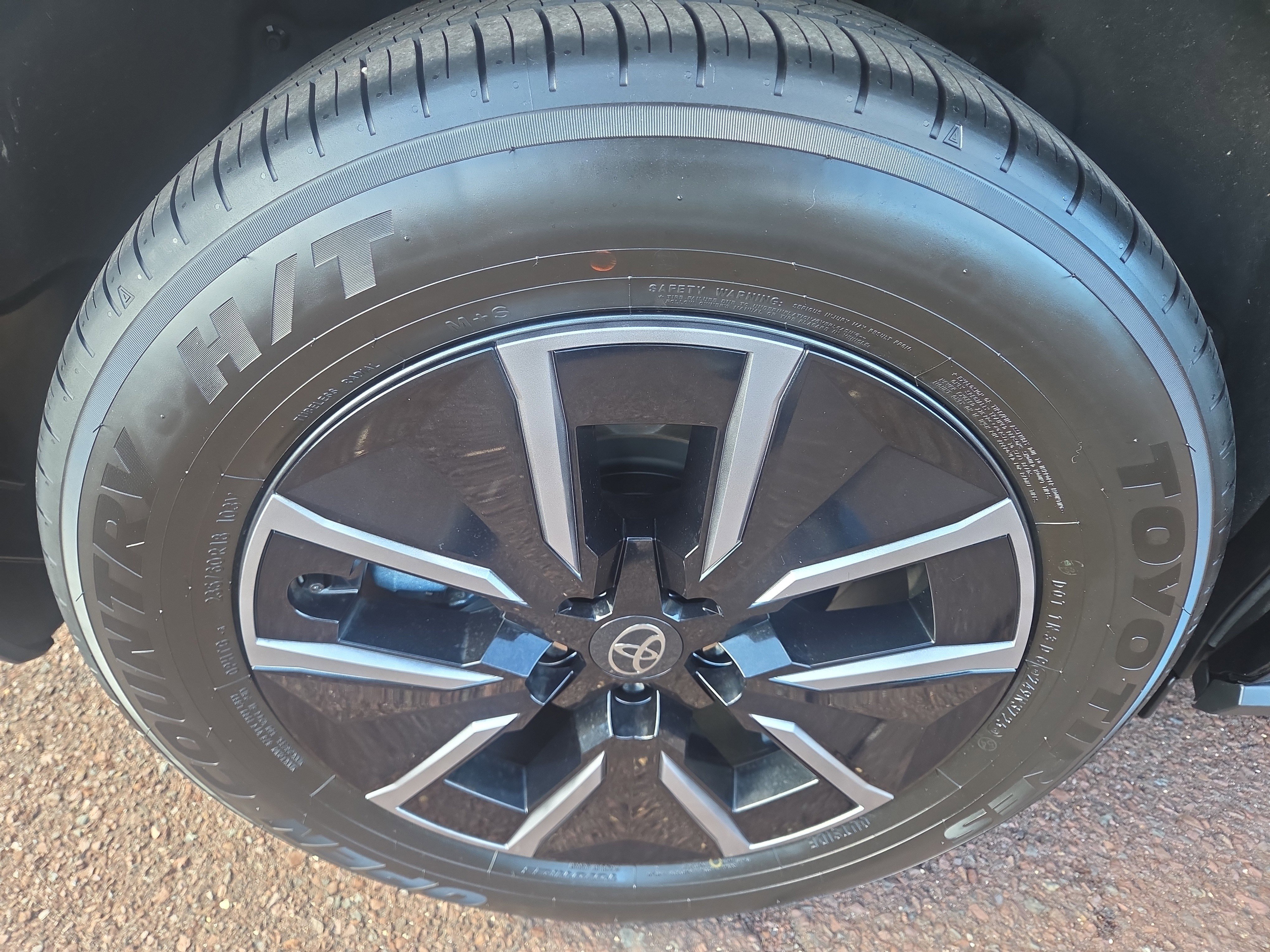 Certified 2026 Toyota bZ XLE AWD image 10