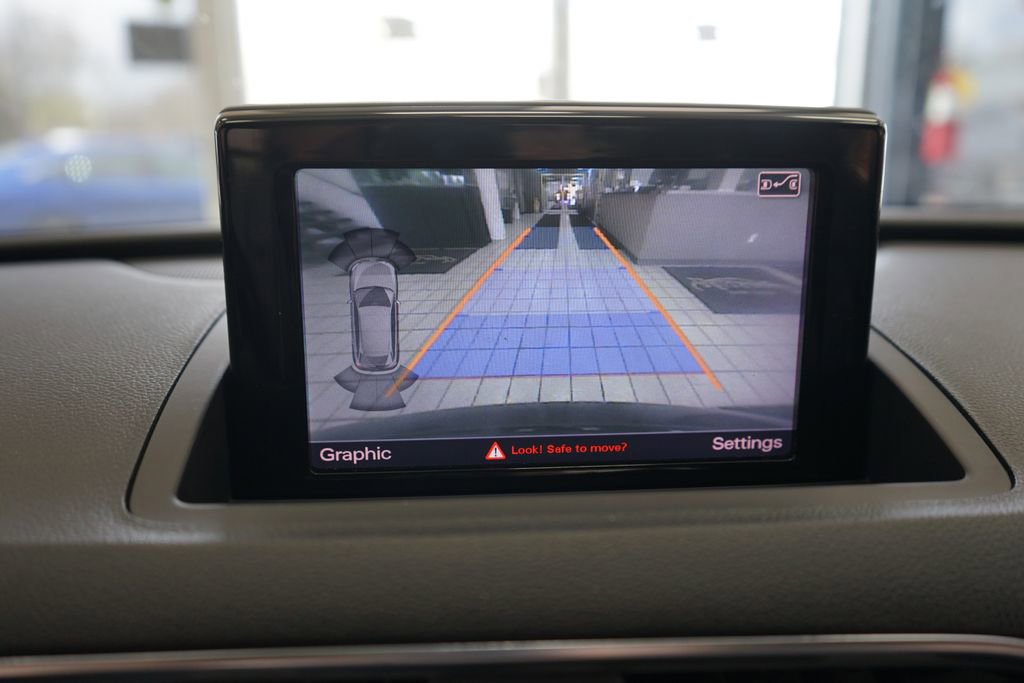 Used 2016 Audi Q3 2.0T Premium Plus w/ Technology Package image 8