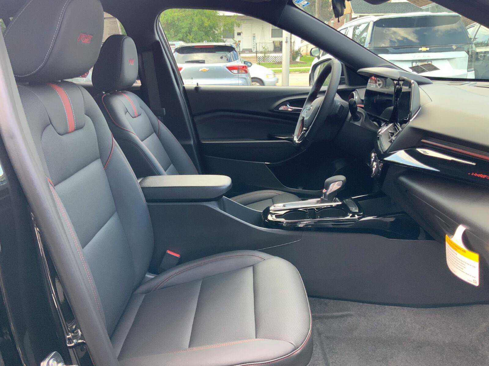 New 2026 Chevrolet Trax RS w/ Driver Confidence Package FWD image 13