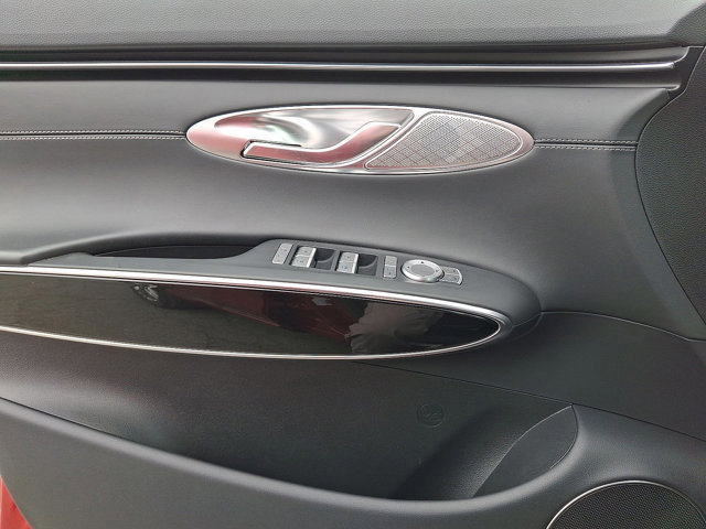 Used 2025 Genesis GV70 2.5T image 11