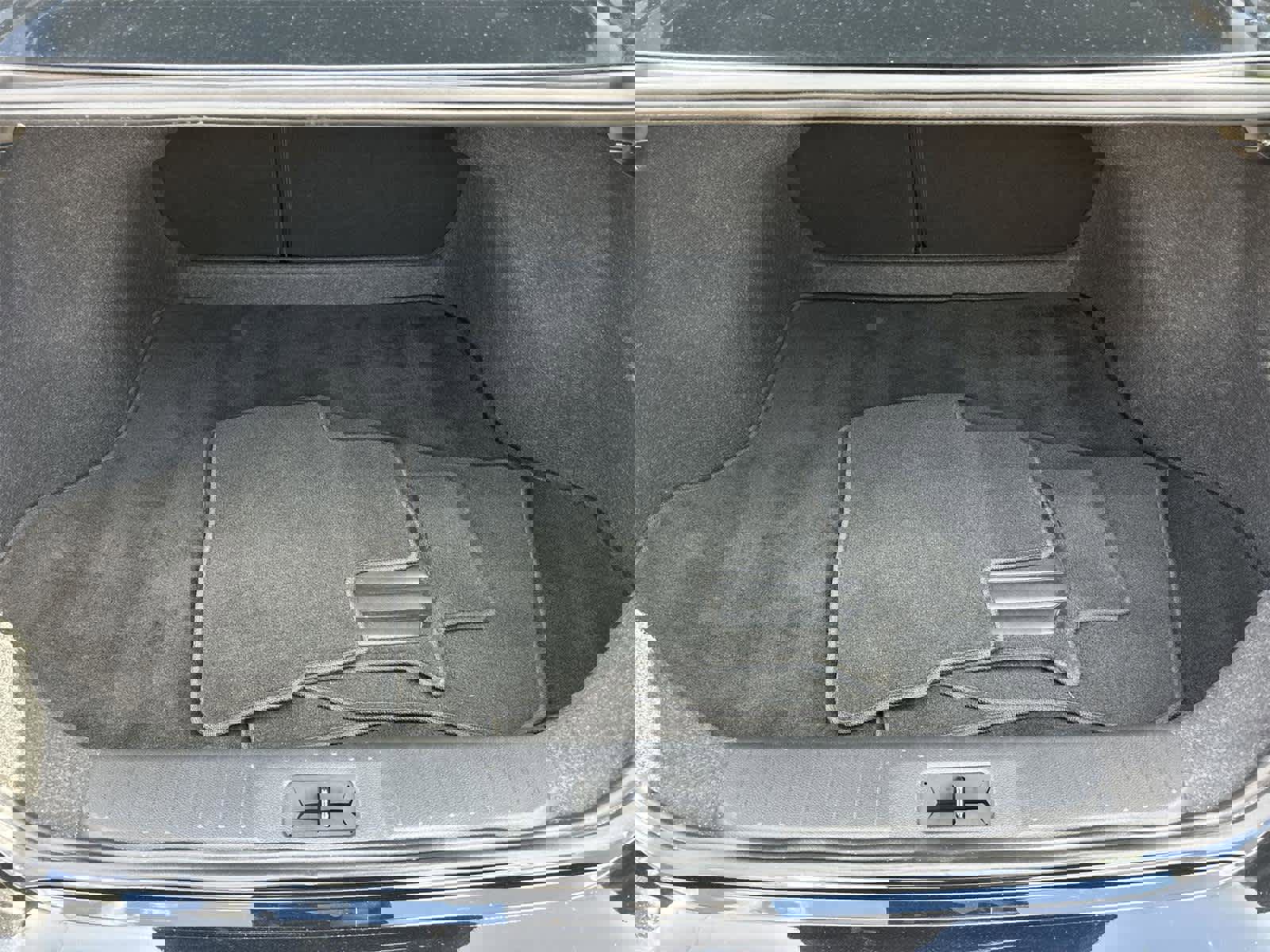 Used 2024 Nissan Sentra SV image 19