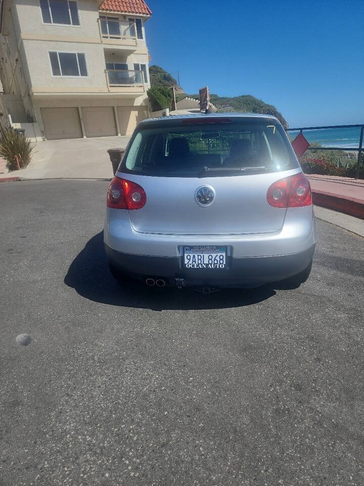 Used 2009 Volkswagen Rabbit S FWD image 4
