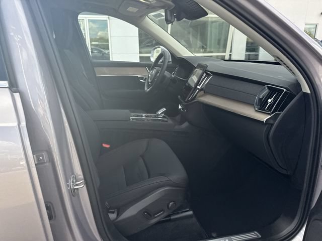 New 2026 Volvo XC90 B6 Core w/ Protection Package AWD/4WD image 26