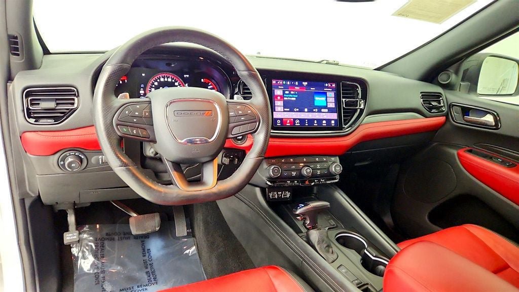 Used 2022 Dodge Durango R/T w/ Blacktop Package AWD/4WD image 14