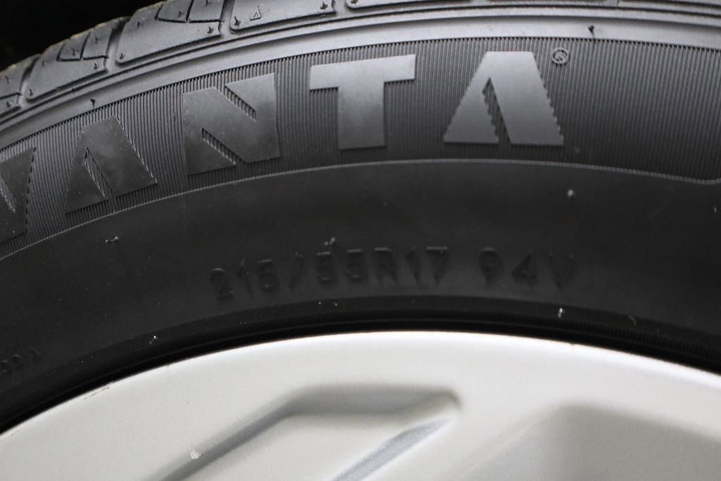 Used 2022 Hyundai Kona SEL w/ Cargo Package image 34