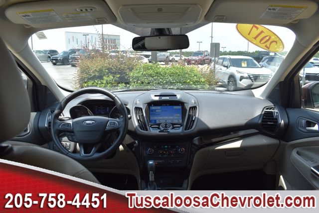 Used 2017 Ford Escape Titanium FWD image 3