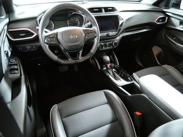 Used 2021 Chevrolet TrailBlazer RS w/ Sun and Liftgate Package AWD/4WD image 4