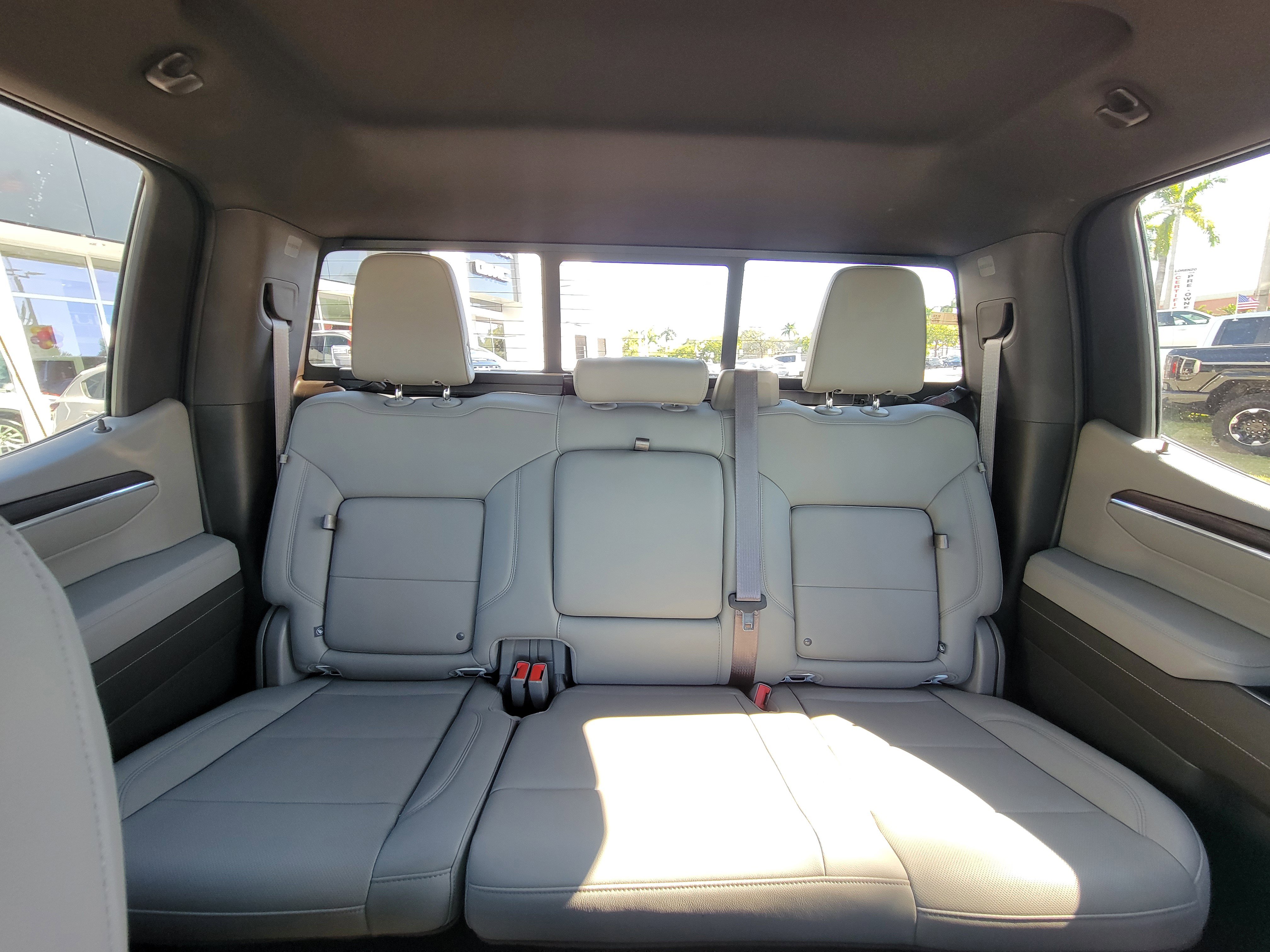 Used 2022 GMC Sierra 1500 SLT w/ SLT Premium Plus Package image 15