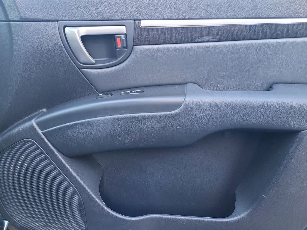 Used 2007 Hyundai Santa Fe SE image 17