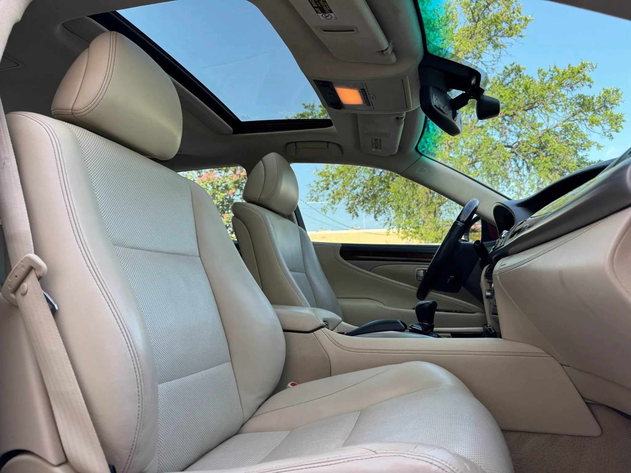 Used 2013 Lexus LS 460 L w/ Ultra Luxury Pkg AWD/4WD image 26