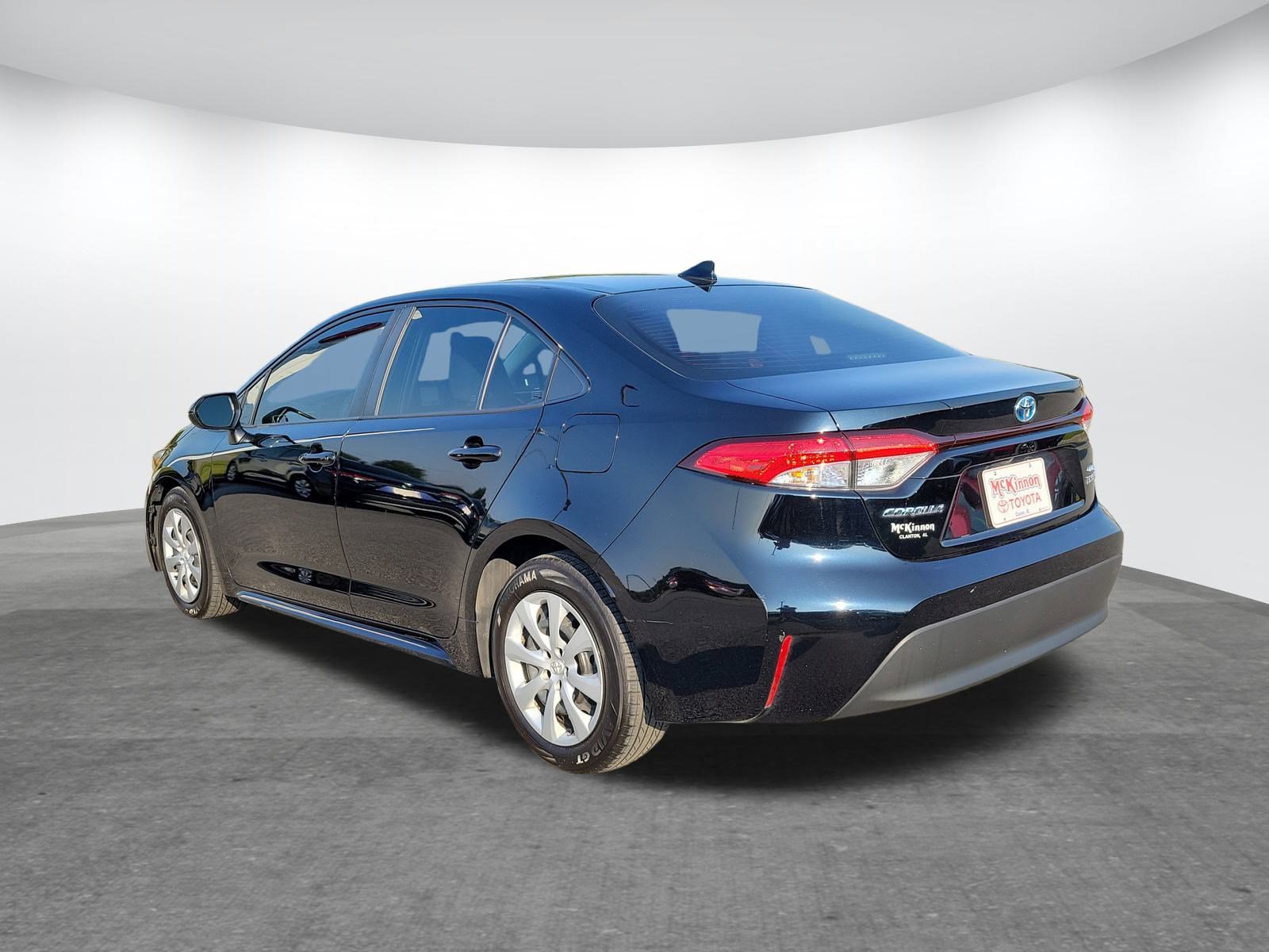 Used 2023 Toyota Corolla LE image 7