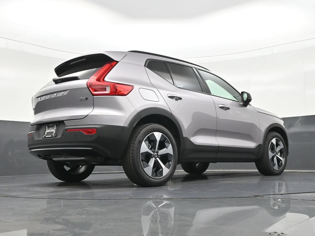 New 2026 Volvo XC40 B5 Plus w/ Climate Package AWD/4WD image 29