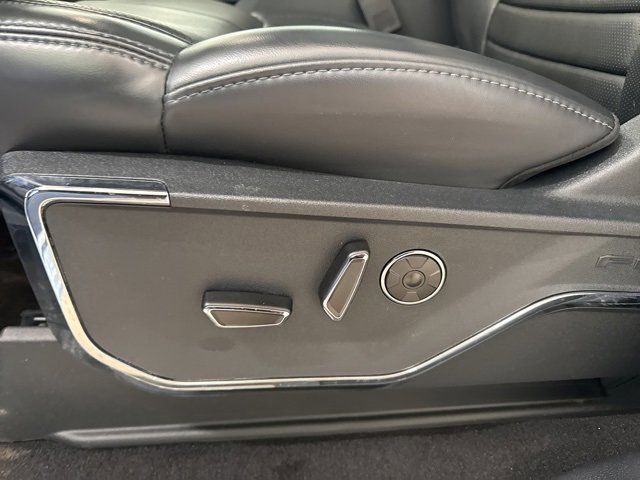 Used 2025 Ford F150 Platinum w/ Equipment Group 702A High image 26