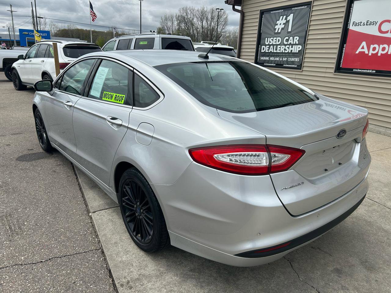 Used 2014 Ford Fusion SE w/ Equipment Group 202A FWD image 7