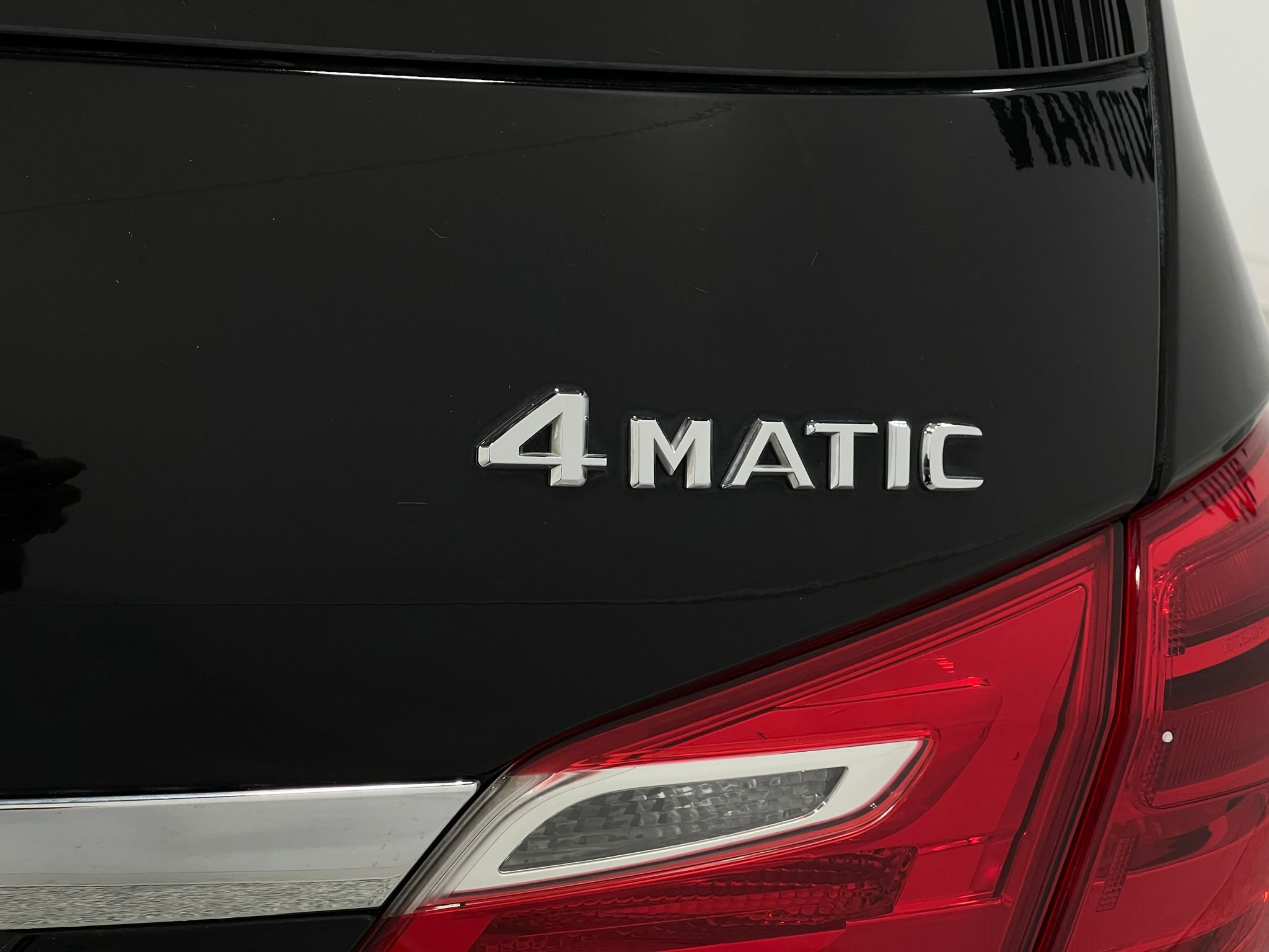 Used 2016 Mercedes-Benz GL 450 4MATIC w/ Premium I Package image 43