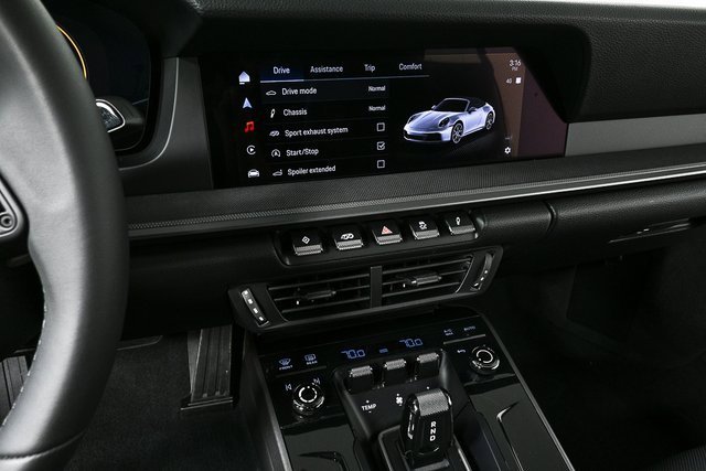 Certified 2025 Porsche 911 Carrera image 13