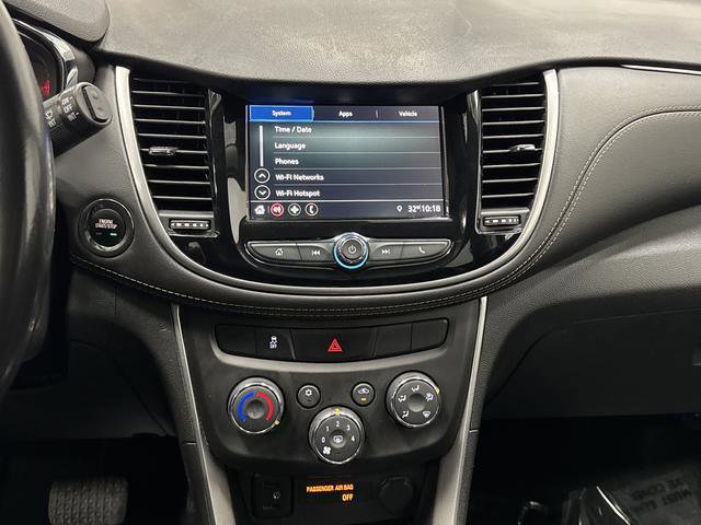 Used 2019 Chevrolet Trax LT w/ LT Convenience Package AWD/4WD image 7