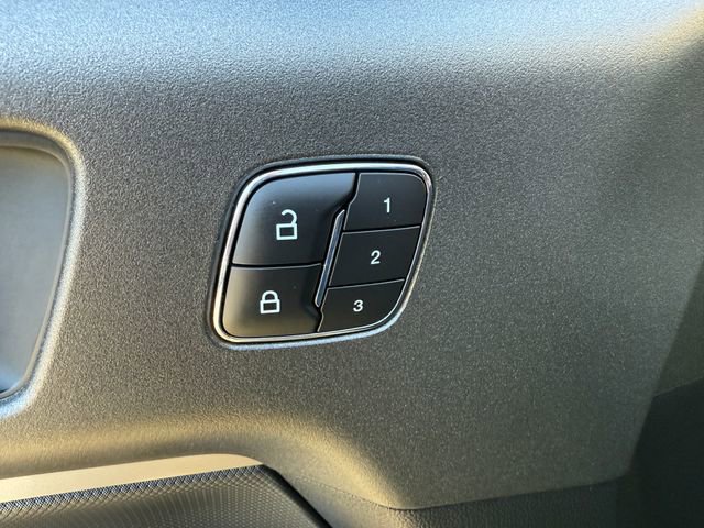 Used 2025 Ford Bronco Sport Badlands image 19
