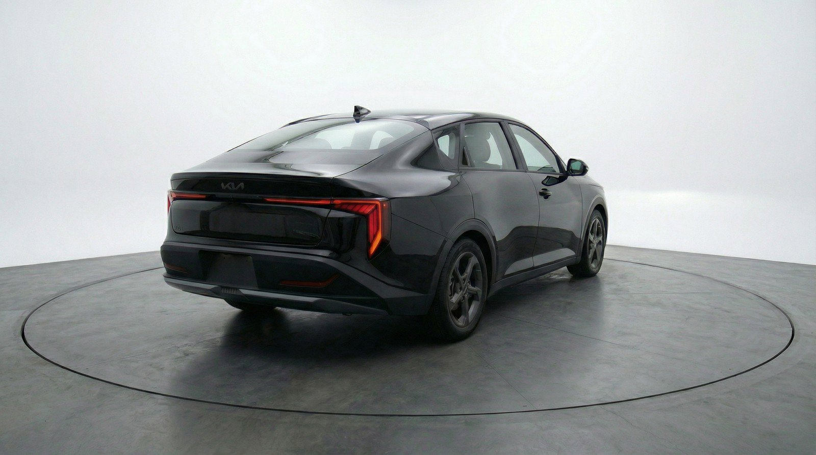 Used 2025 Kia K4 LXS image 9