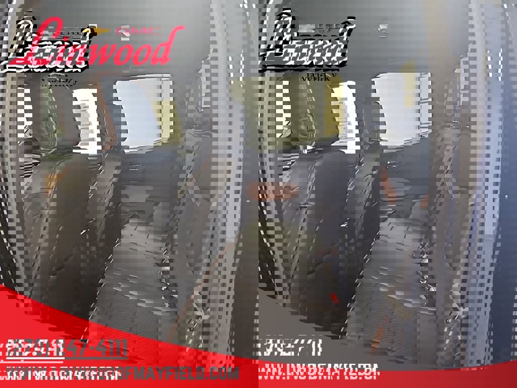 New 2026 GMC Canyon AT4 w/ AT4 Premium Package image 11