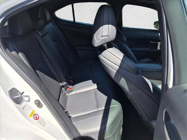 Used 2019 Lexus UX 200 F Sport w/ F Sport Premium Package FWD image 18