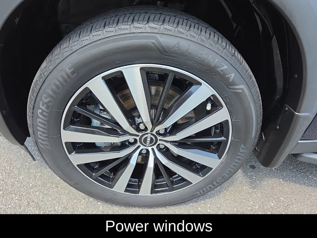 Certified 2024 Nissan Pathfinder Platinum w/ Cargo Package FWD image 12