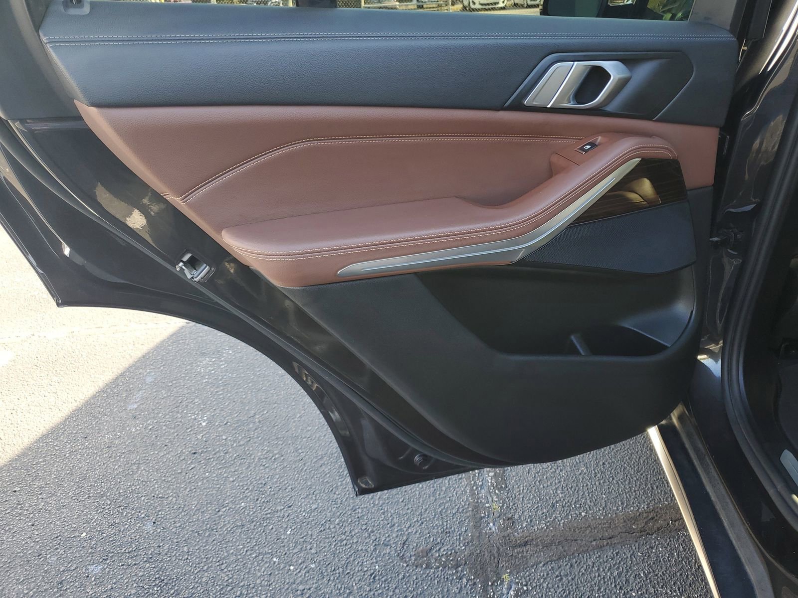 Used 2020 BMW X5 sDrive40i w/ Premium Package image 24