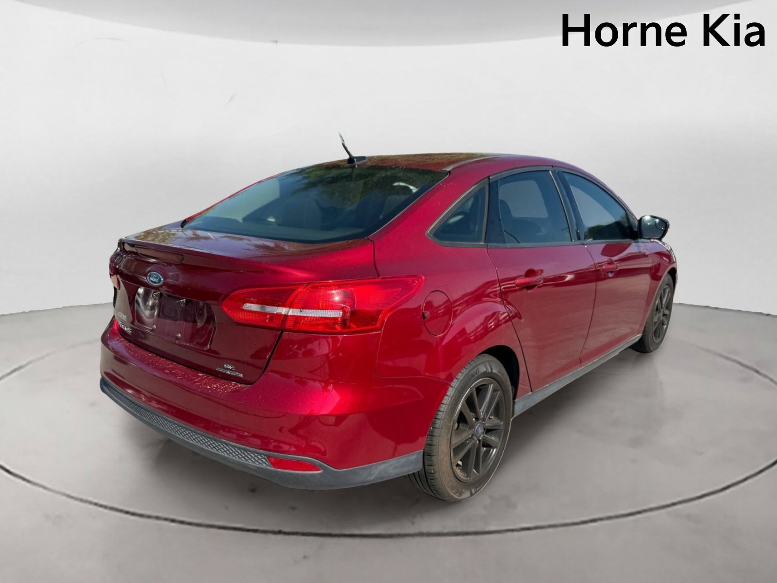 Used 2016 Ford Focus SE FWD image 4