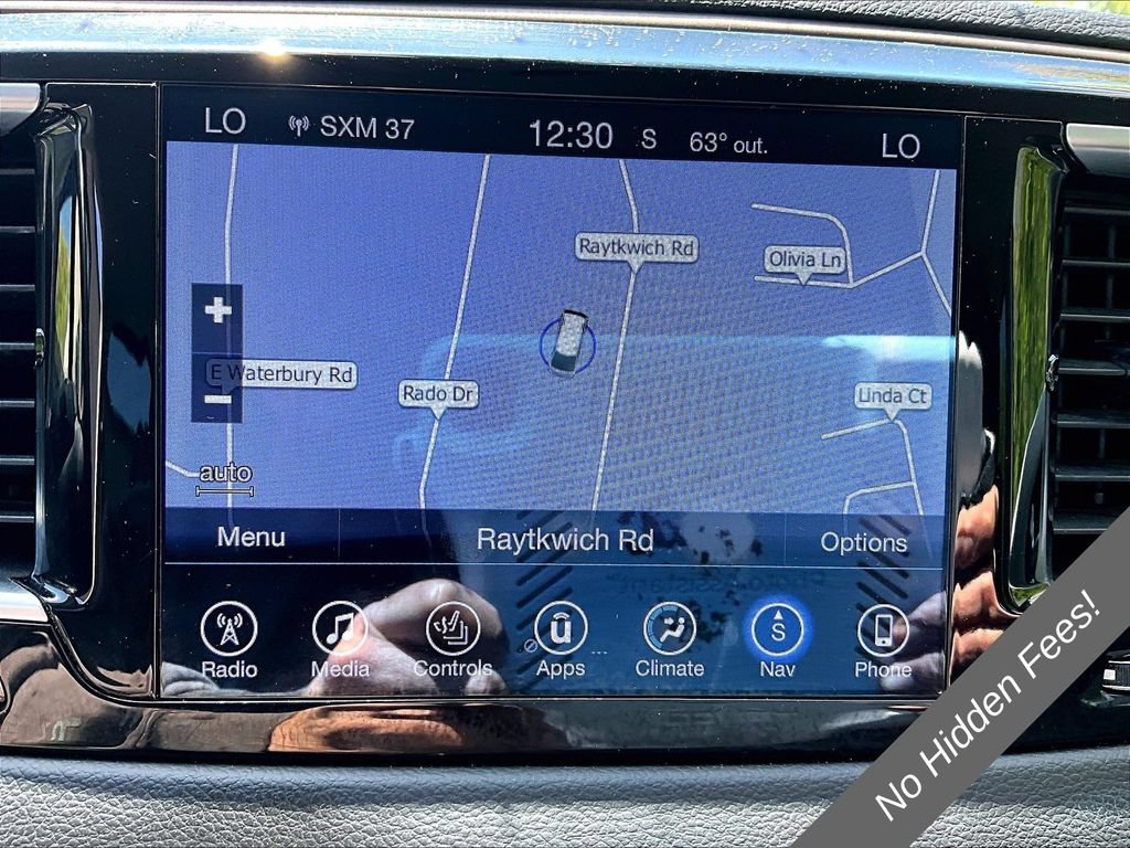 Used 2017 Chrysler Pacifica Touring-L Plus FWD image 29