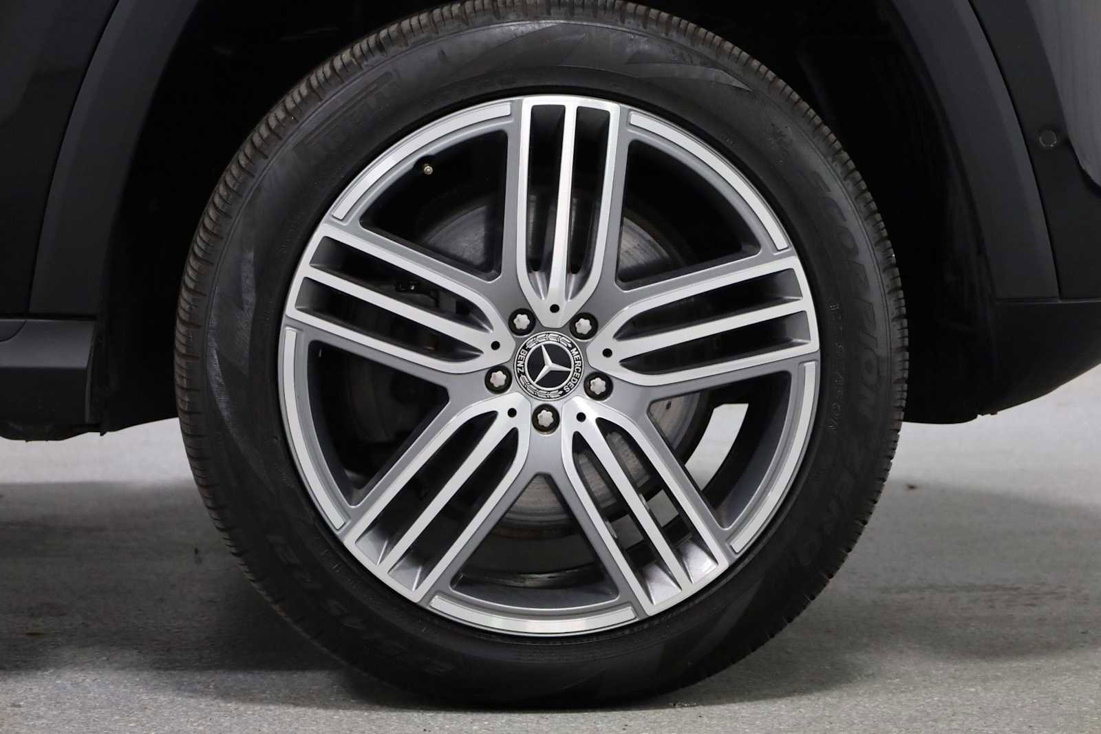 Used 2022 Mercedes-Benz GLS 450 4MATIC image 12