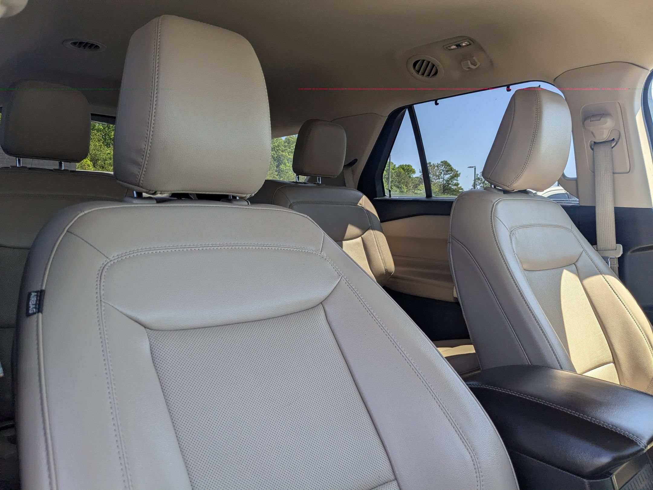 Used 2023 Ford Explorer Limited RWD image 29