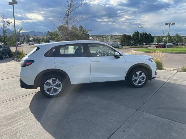 Used 2024 Honda HR-V LX image 11