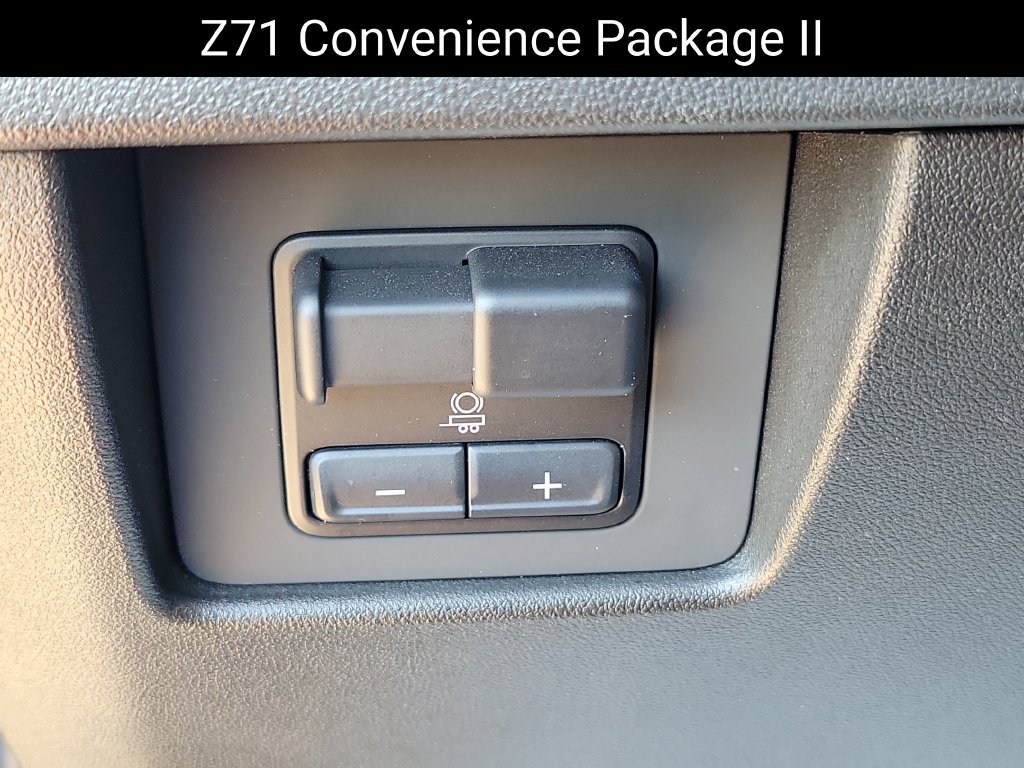 Certified 2023 Chevrolet Colorado Z71 w/ Z71 Convenience Package 2 AWD/4WD image 12