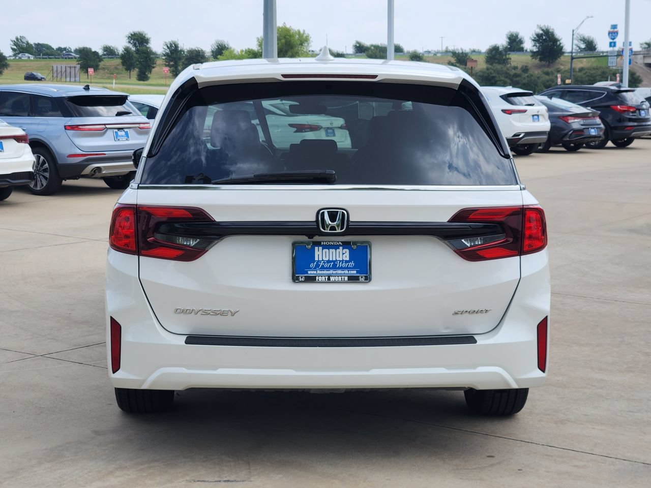 Used 2025 Honda Odyssey Sport-L image 6