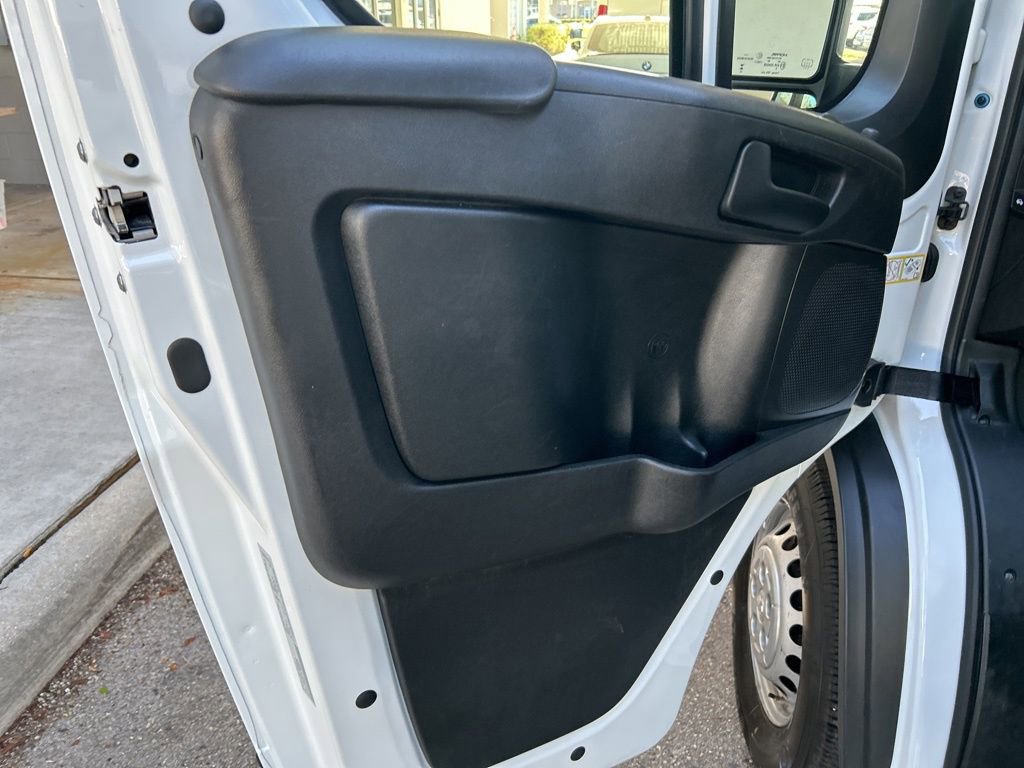 Used 2025 RAM ProMaster 2500 w/ Convenience Group FWD image 36