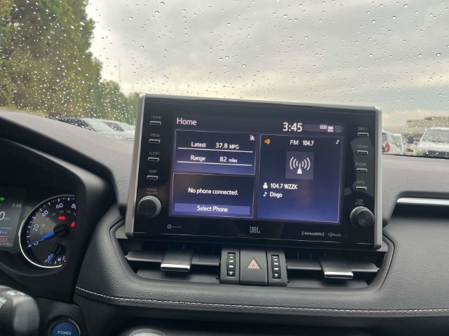 Used 2022 Toyota RAV4 XLE Premium AWD/4WD image 29
