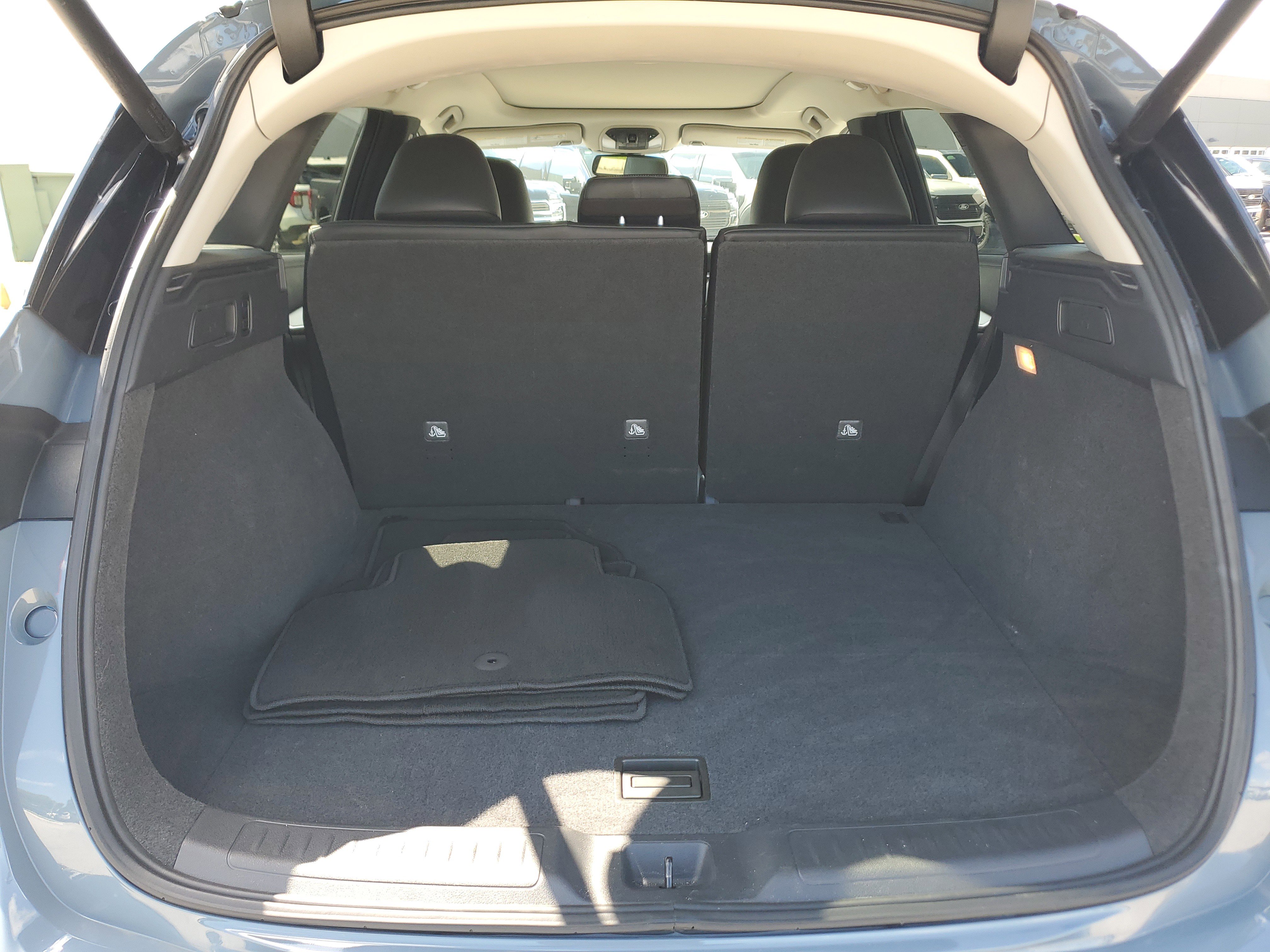 Used 2022 INFINITI QX50 Essential image 15