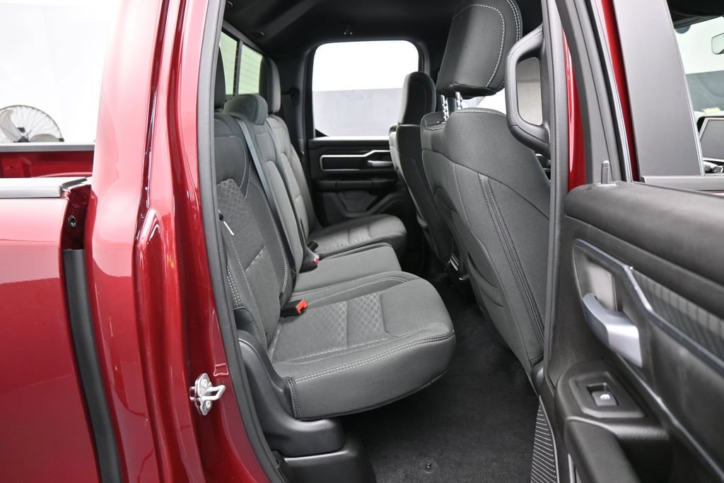 Used 2025 RAM 1500 Big Horn AWD/4WD image 37
