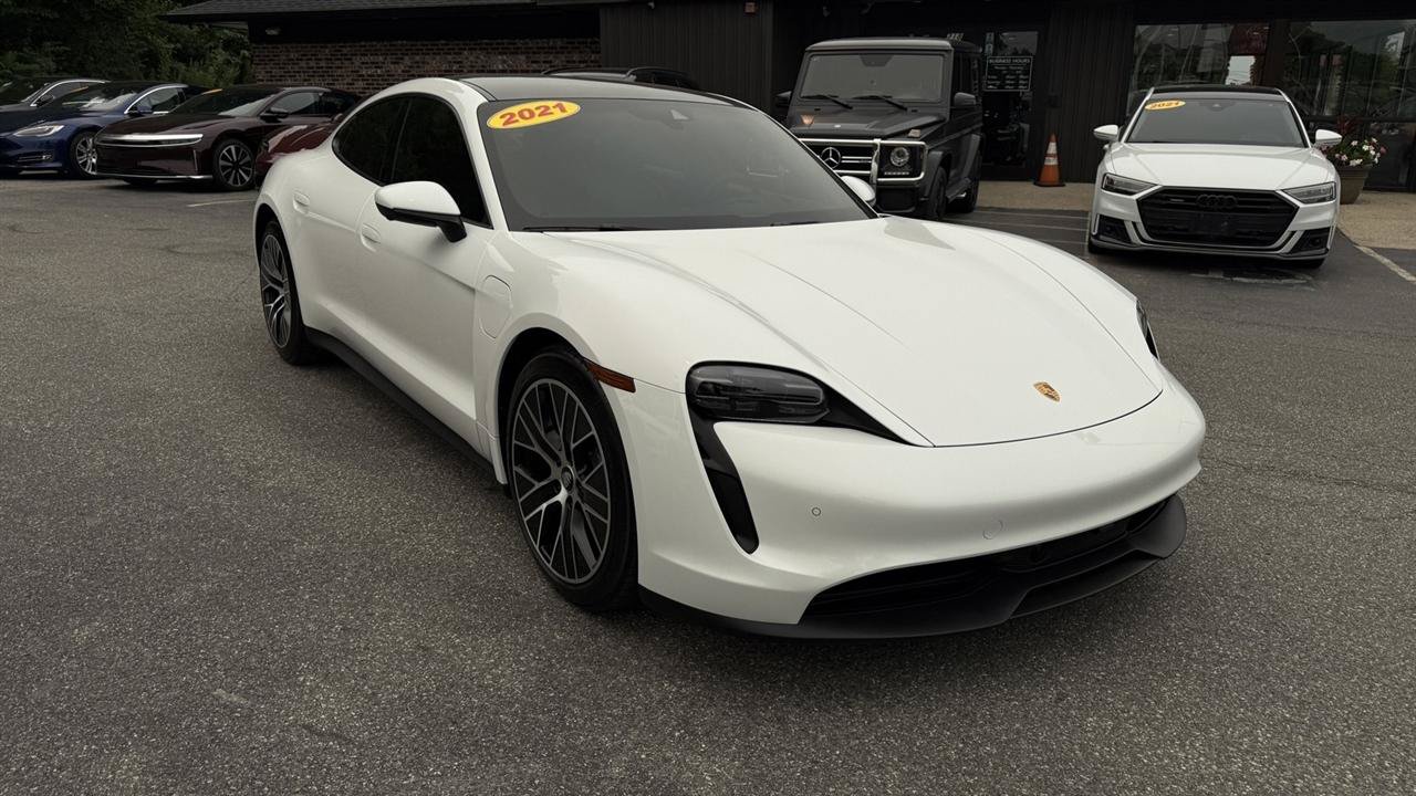 Used 2021 Porsche Taycan RWD image 19