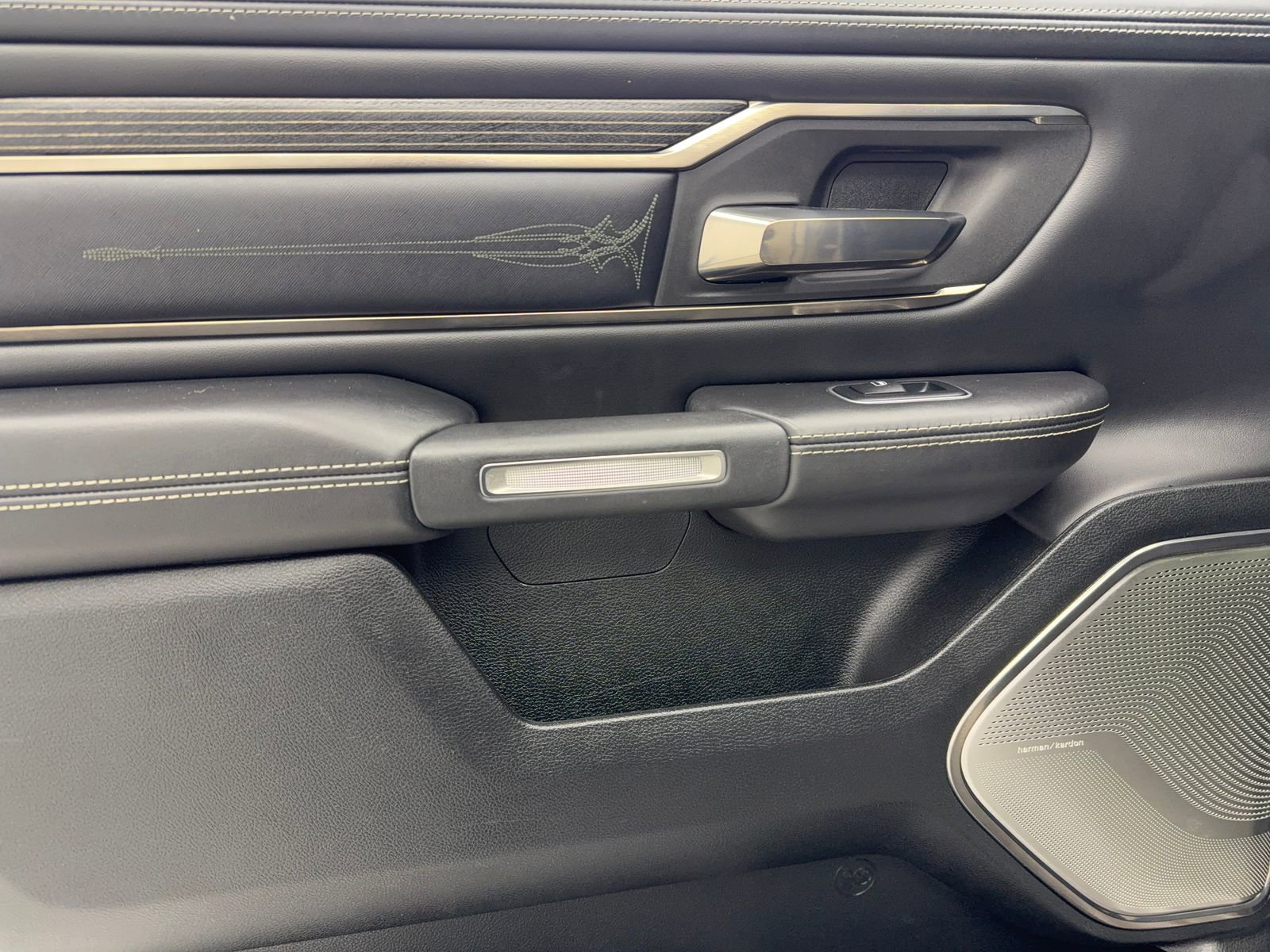 Used 2020 RAM 1500 Limited image 35