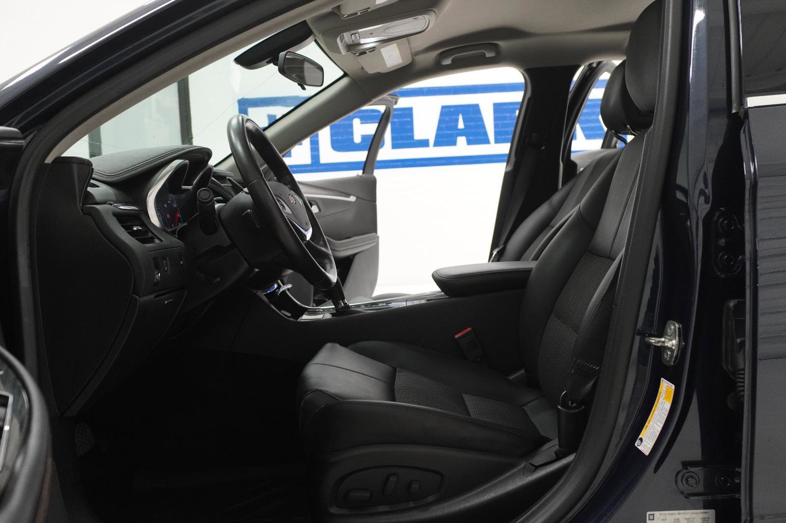 Used 2019 Chevrolet Impala LT FWD image 13