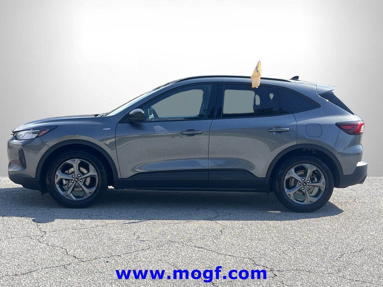 Certified 2025 Ford Escape ST-Line FWD image 24